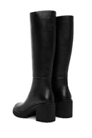 Woman Black Zip Closure Chunky Heeled Leather Boots | Derimod