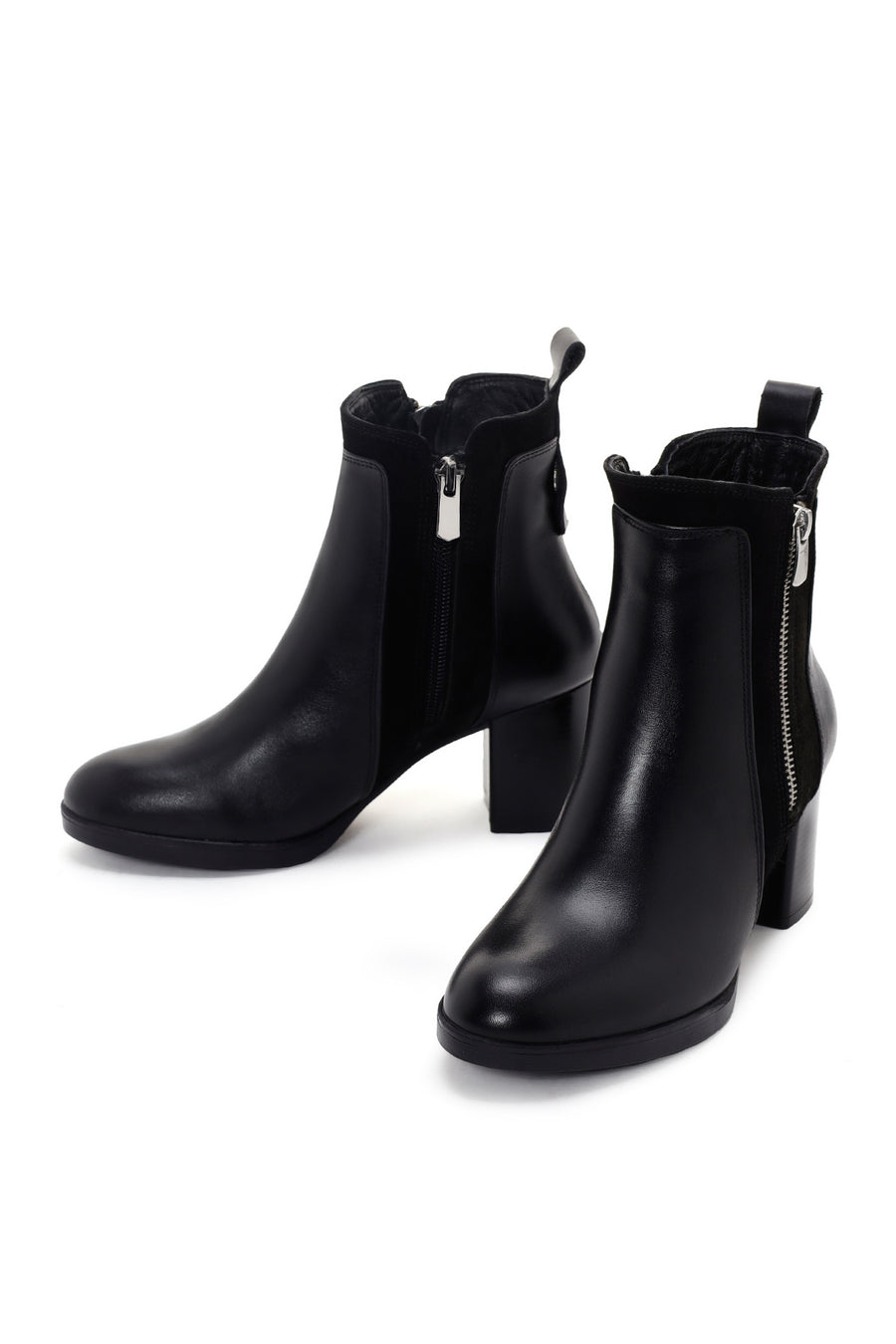 Women's Black Thick Heeled Zippered Leather Boots