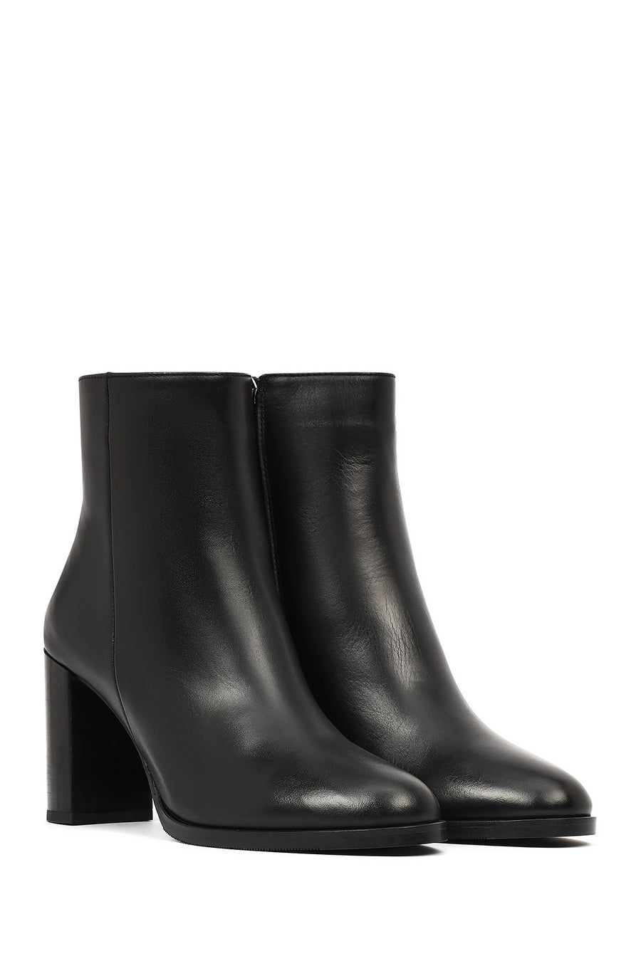 Women's Black Zippered Thick Heeled Leather Boots