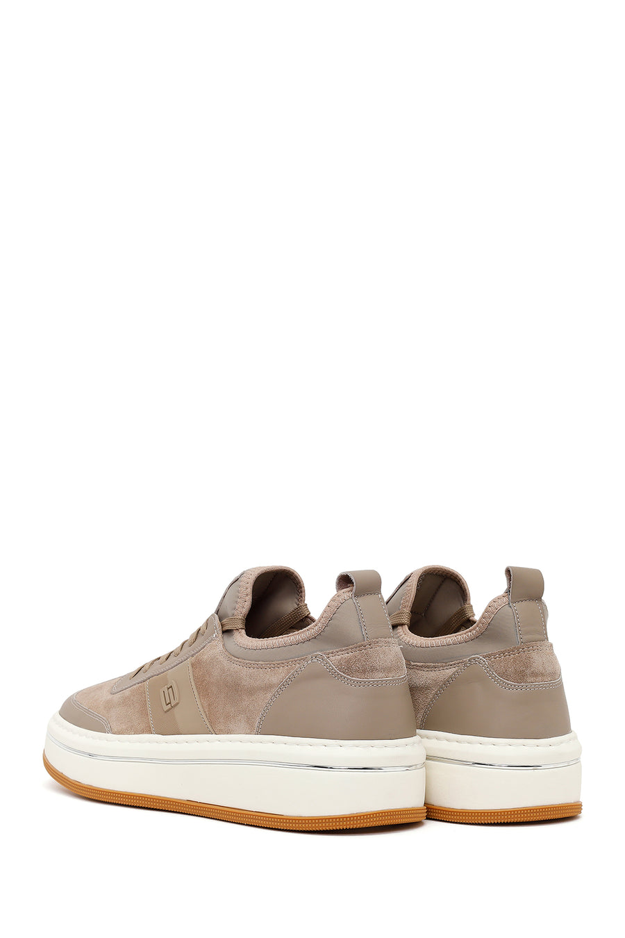 Male Beige Lace-Up Thick-Soled Leather Sneaker