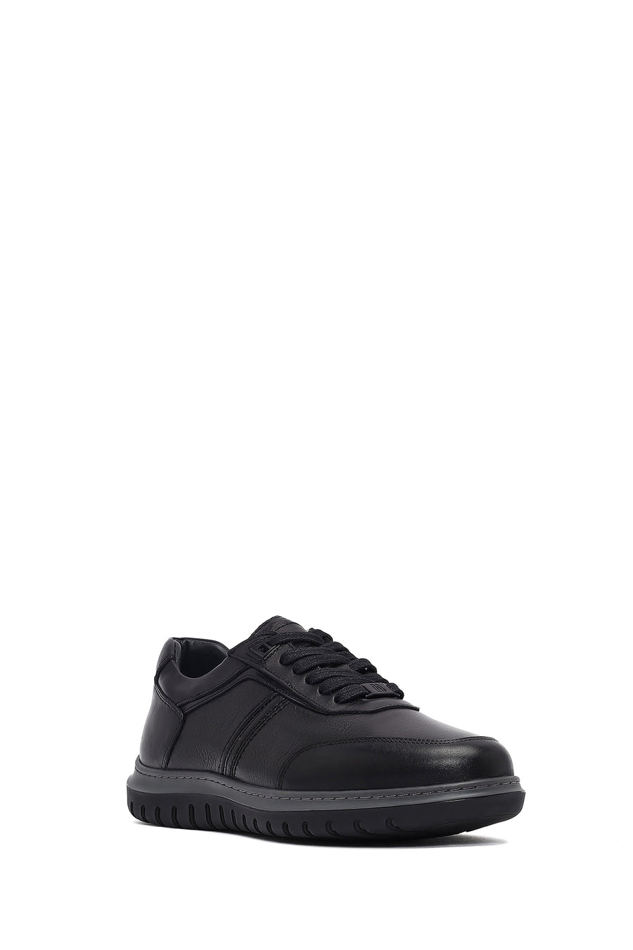 Men's Black Lace-Up Leather Sneaker