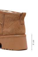 Woman Tan Thick-Soled Fur-Lined Suede Teddy Boots | Derimod