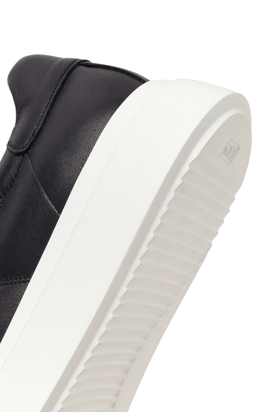 Erkek Siyah Bağcıklı Kalın Tabanlı Deri Sneaker