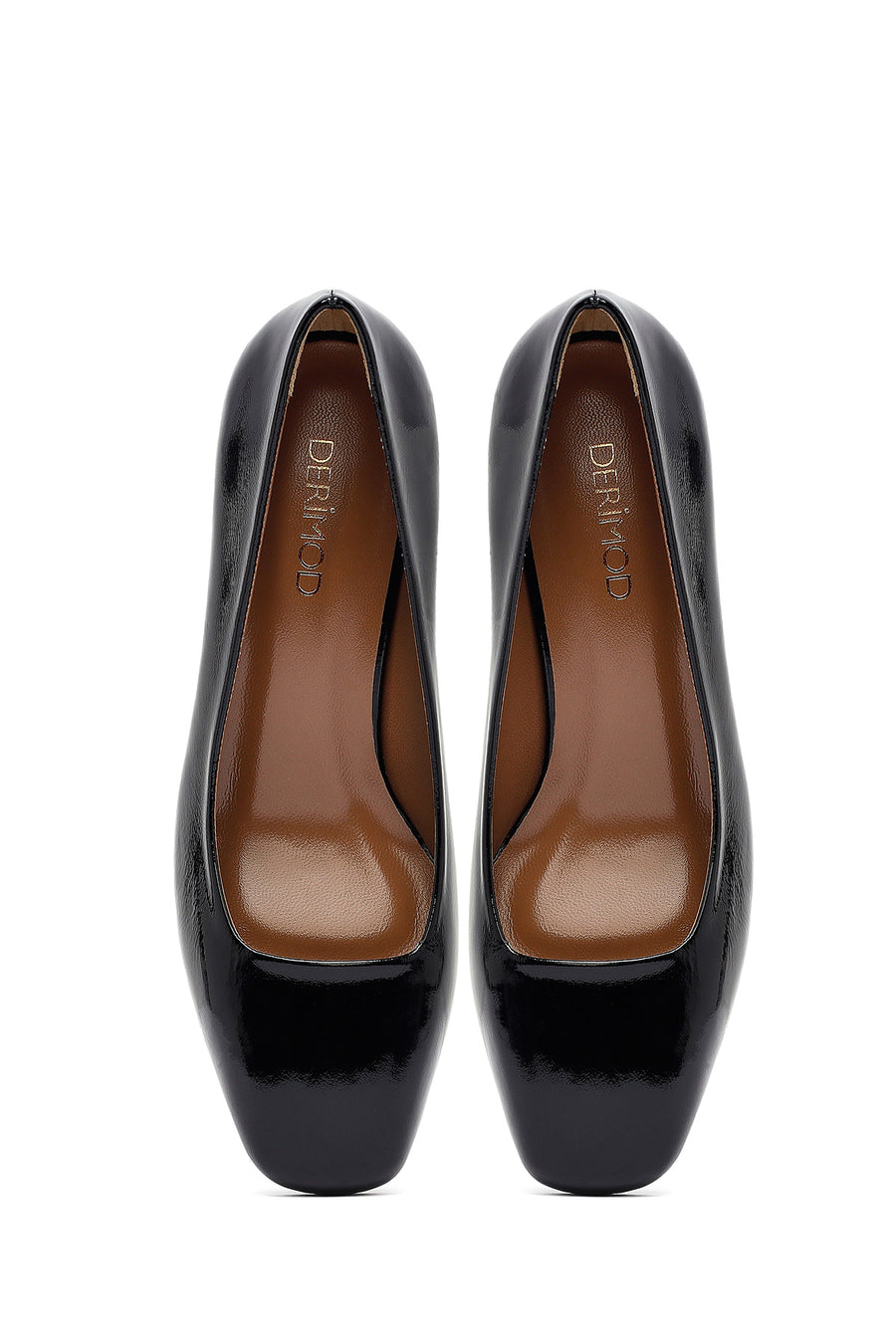 Woman Black Chunky Heels Leather Shoe