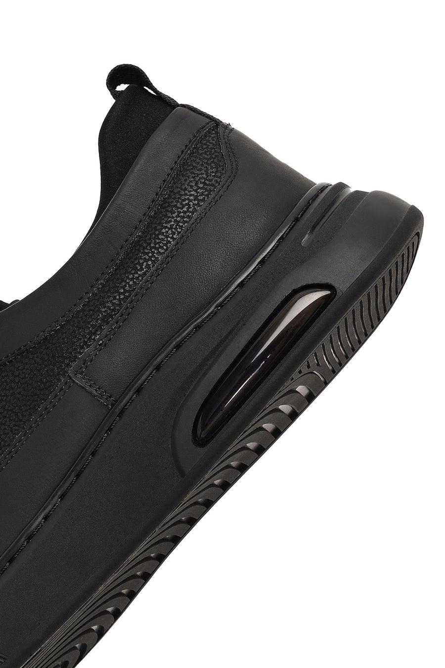 Men's Black Lace-Up Thick-Soled Leather Sneaker