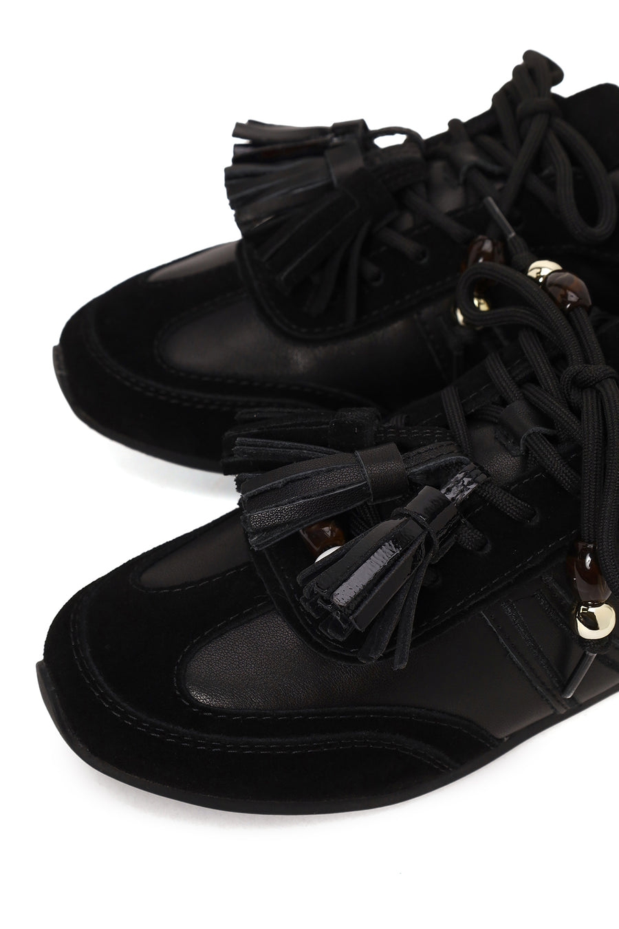 Kadın Siyah Bağcıklı Charmlı Leopar Deri Sneaker