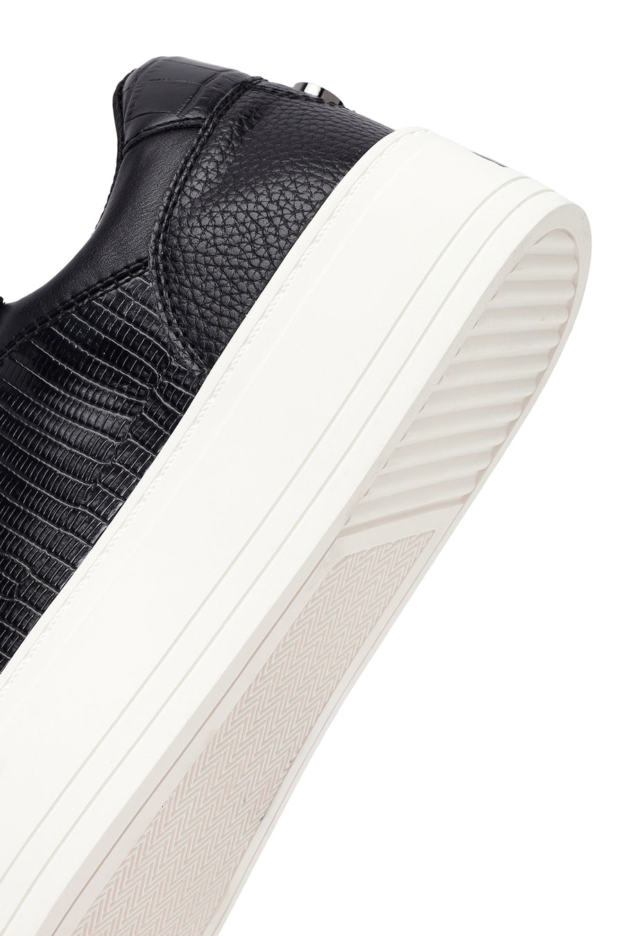 Kadın Siyah Bağcıklı Kalın Tabanlı Sneaker