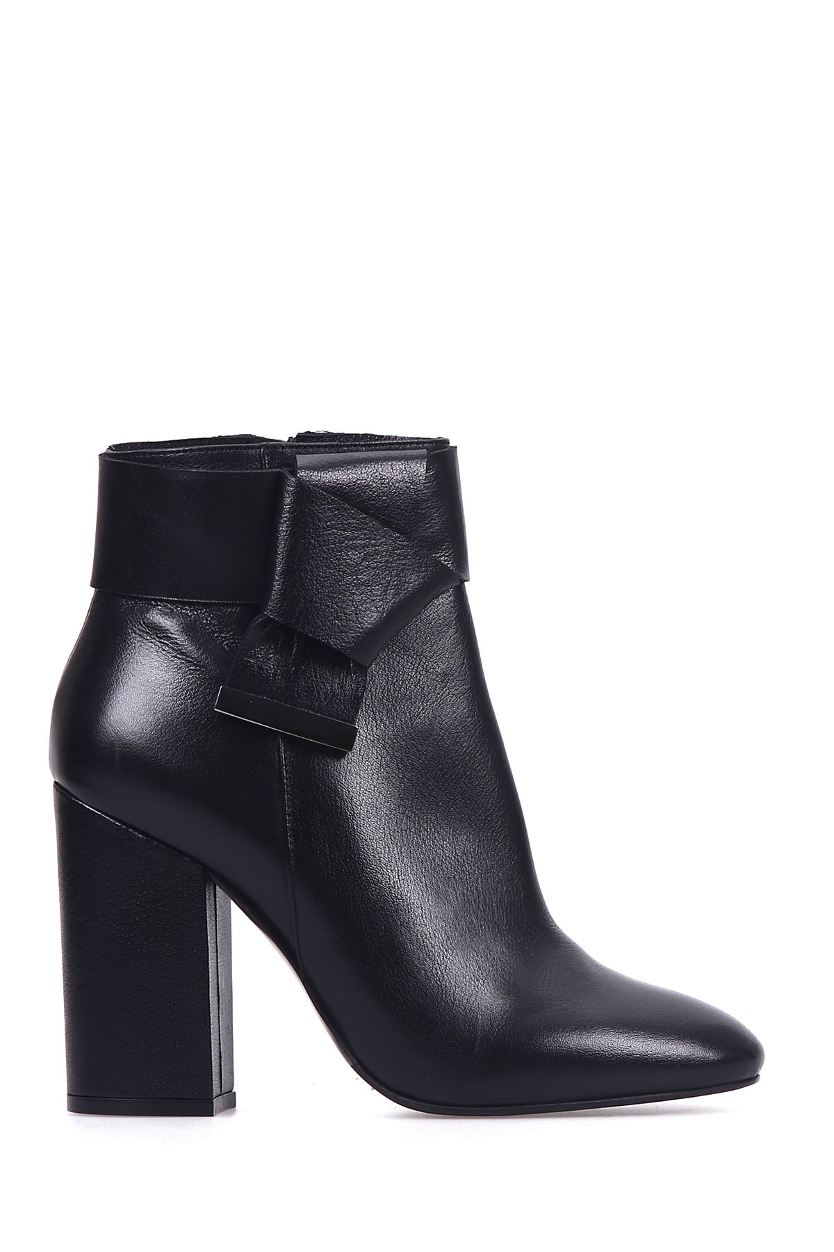Complete the Look by Purchasing Together!