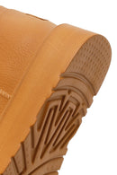 Women's Tan Fur-Lined Teddy Boots | Derimod