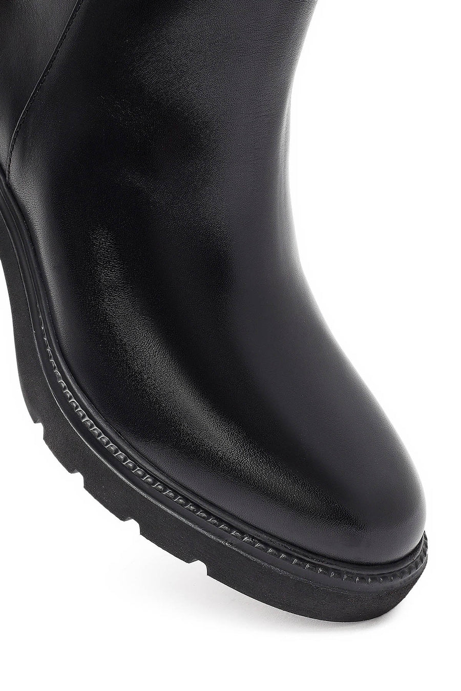 Women's Black Zippered Thick Heeled Leather Boot