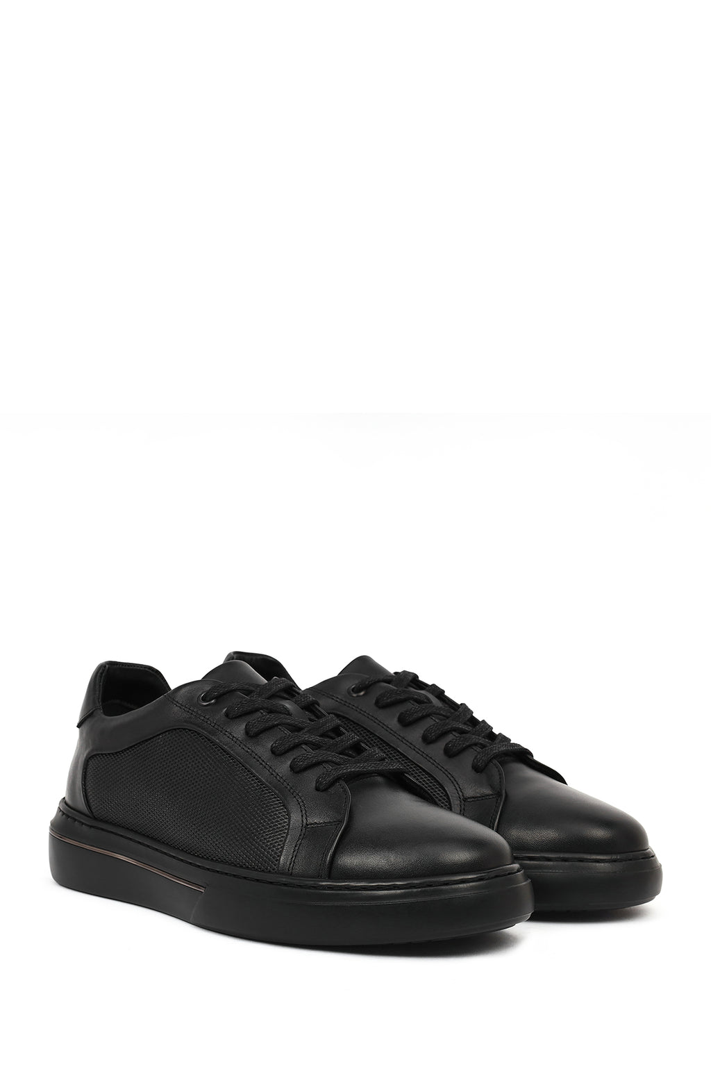 Erkek Siyah Bağcıklı Deri Sneaker