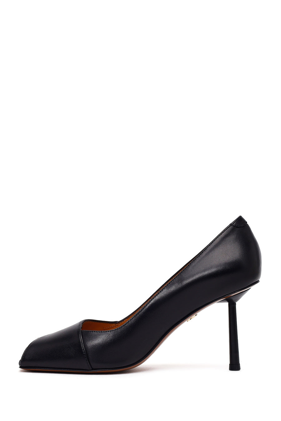 Woman Black Thin-Heeled Leather Stiletto