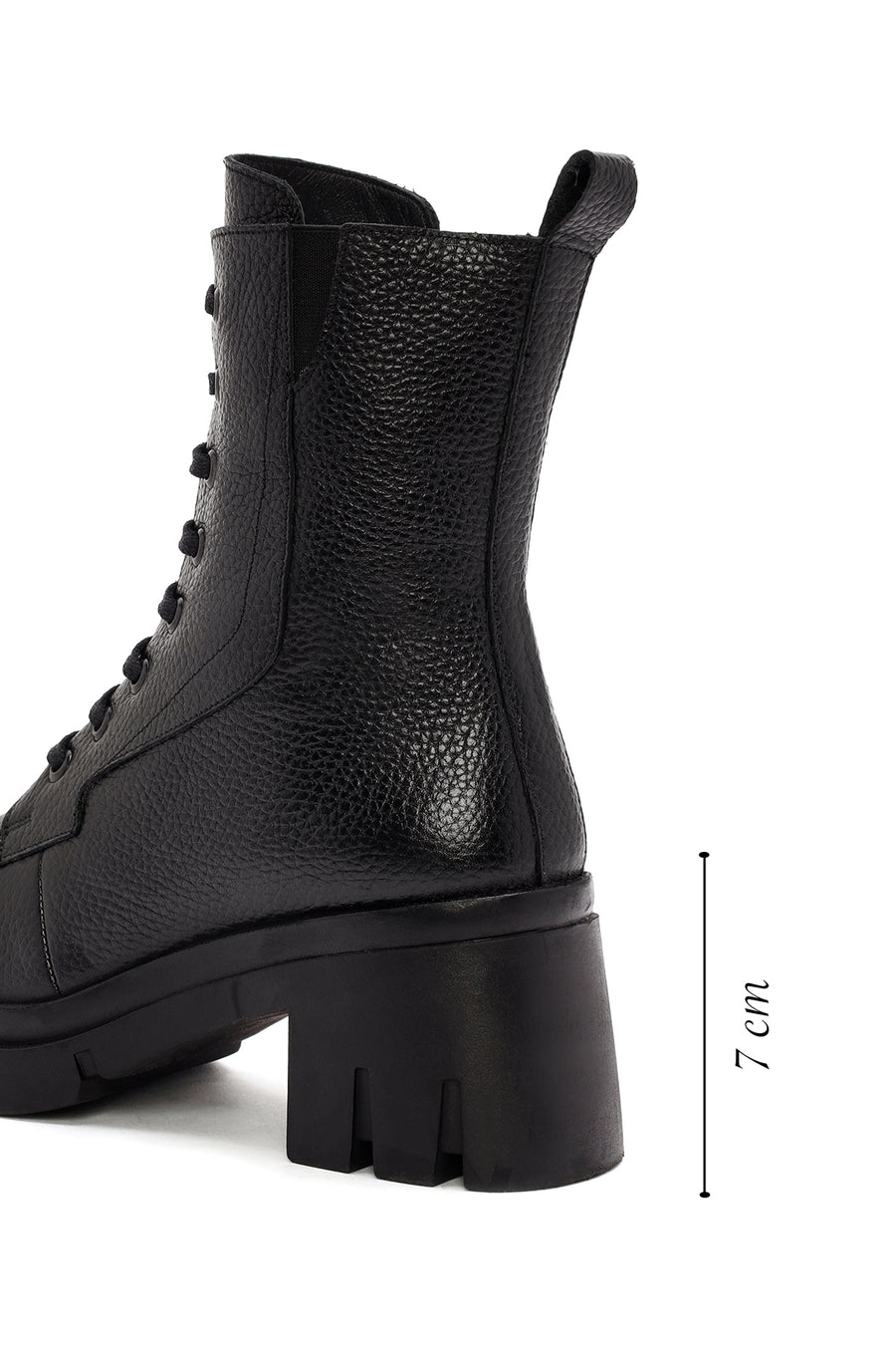 Women's Black Zippered Thick Heeled Leather Boots