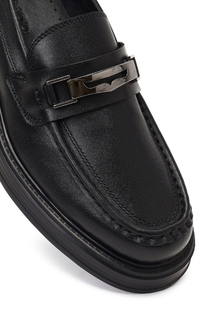 Men's Black Buckled Thick-Soled Leather Loafer