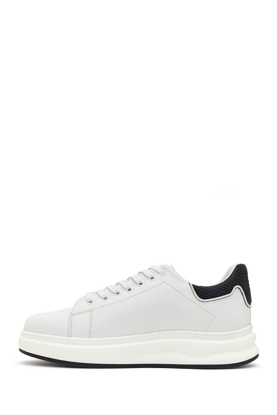 Erkek Beyaz Bağcıklı Kalın Tabanlı Deri Sneaker