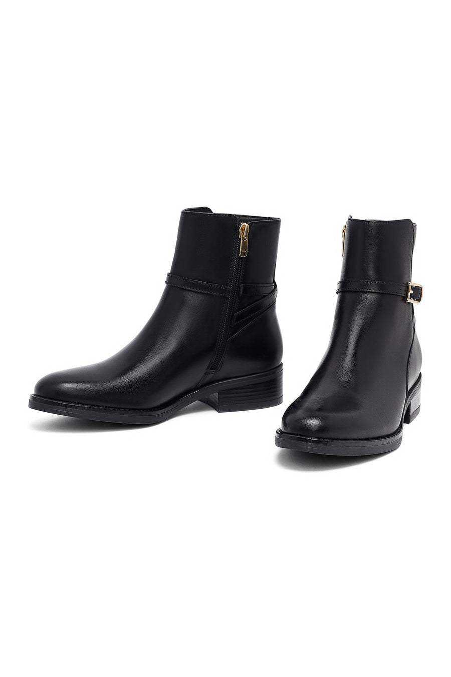 Woman Black Zip Closure Leather Boots