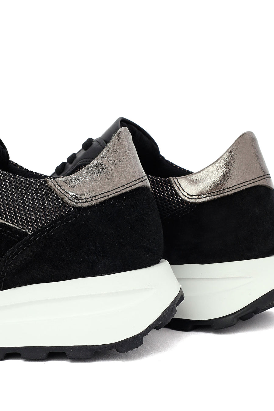 Woman Black Lace-Up Thick Sole Leather Sneakers