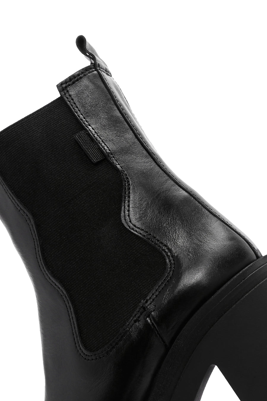 Women's Black Leather Heeled Chelsea Boots