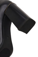 Woman Black Zip Closure Thick-Heeled Leather Boots | Derimod