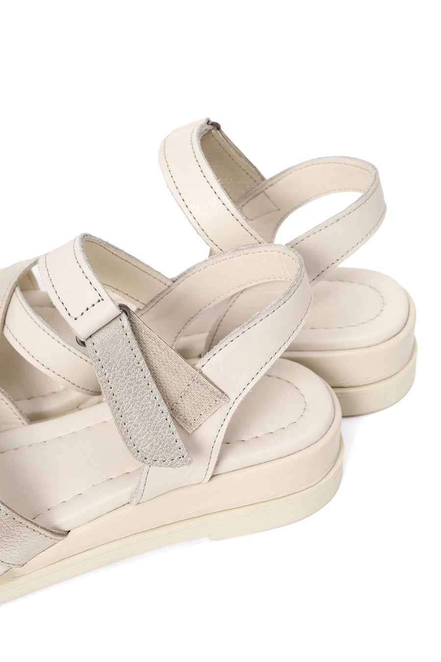 Woman Cream Ankle-Strap Leather Sandals